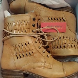 American Rag booties